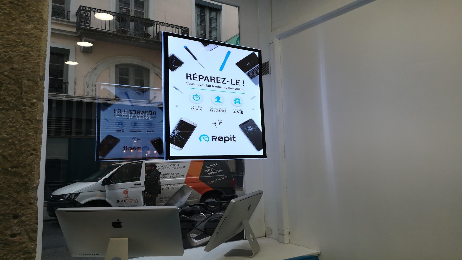 Affiche caisson lumineux
